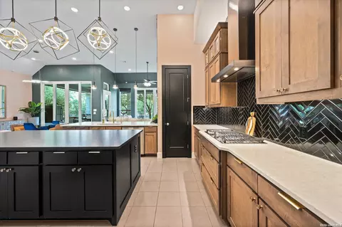 135 Wild Rose Hl, Boerne, TX 78006