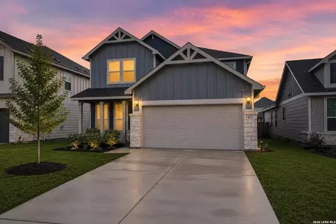 4037 Sun Meadow Ln, Seguin, TX 78155