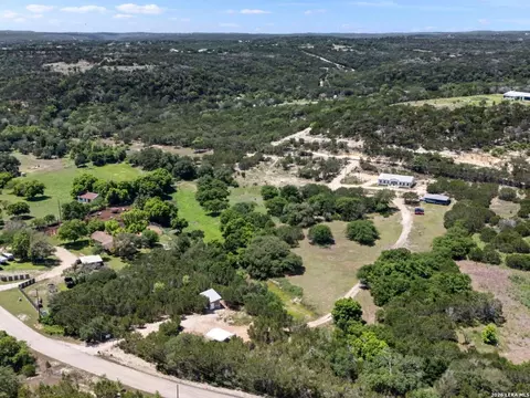 486 Camino Real Rd, Kerrville, TX 78028