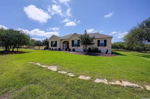 132 N Calvin Barrett, Blanco, TX 78606