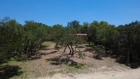 362 Canyon Springs Dr, Canyon Lake, TX 78133
