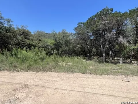 157 Hillside, Bandera, TX 78003