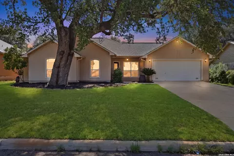 230 Yorktown, Pleasanton, TX 78064
