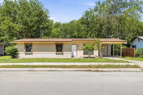 4863 Castle Shield, San Antonio, TX 78218