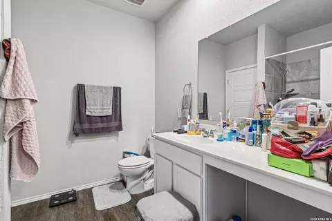 Bath - 20045 Huckleberry St, Lytle, TX 78052 photo 2 of 3
