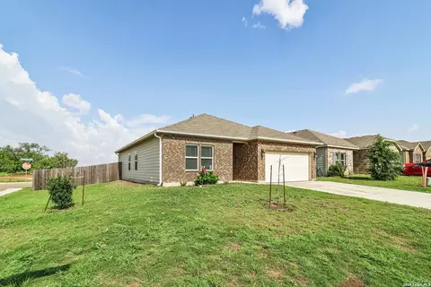 Exterior - 20045 Huckleberry St, Lytle, TX 78052 photo 3 of 10