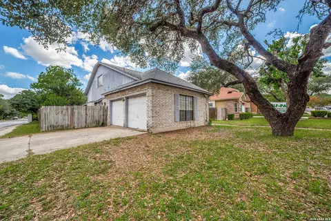 9502 Coolbrook, San Antonio, TX 78250