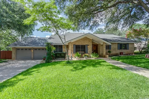 6003 Wildwind, Windcrest, TX 78239