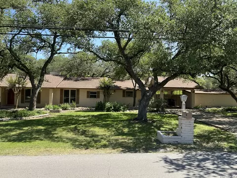 326 Donella Dr, San Antonio, TX 78232