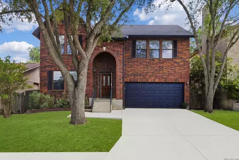 9520 Cantura Crst, San Antonio, TX 78250