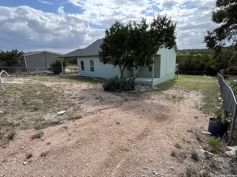 2250 Golf Dr, Spring Branch, TX 78070