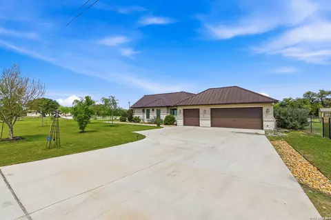 Exterior - 103 William Tobin, Blanco, TX 78606 photo 7 of 9