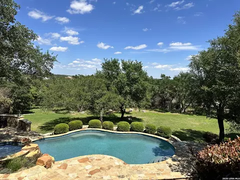 122 Auburn Rdg, Spring Branch, TX 78070