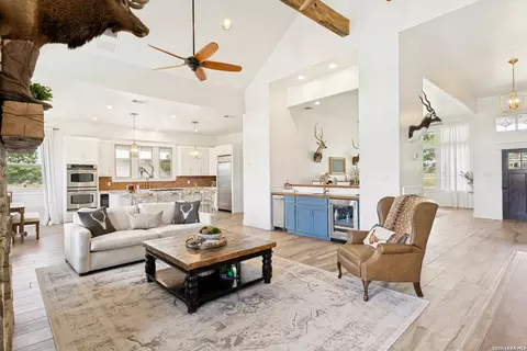 1007 Indigo Run, Bulverde, TX 78163