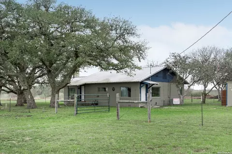 Undisclosed, Berclair, TX 78107