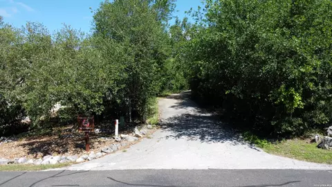 17114 Clovis, Helotes, TX 78023 photo 3