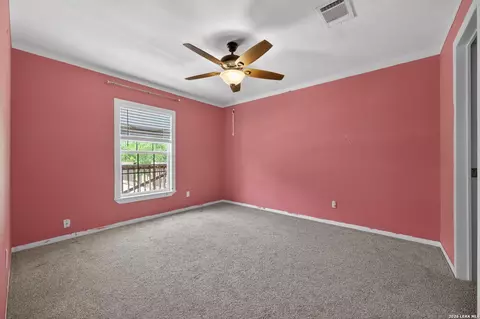 160 County Road 2664, Devine, TX 78016 photo 12