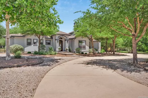 10319 Oak Frst, New Braunfels, TX 78132