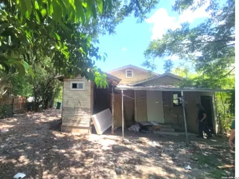 410 Elks Dr, San Antonio, TX 78211