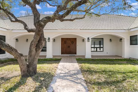 7244 Silver Spur Trl, Boerne, TX 78015