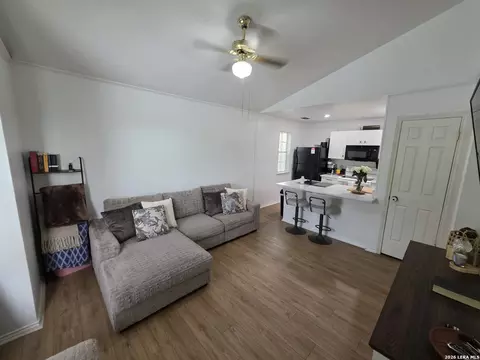 4803 Hamilton Wolfe #310, San Antonio, TX 78240