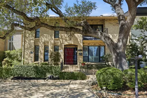 3807 E Songbird, San Antonio, TX 78229
