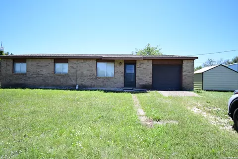 141 Turkey Dr, Harper, TX 78631