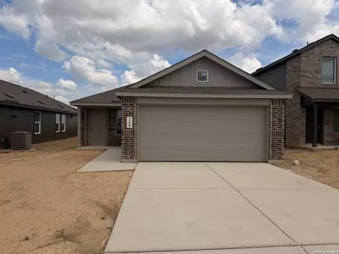 260 Zyra Ave, New Braunfels, TX 78130
