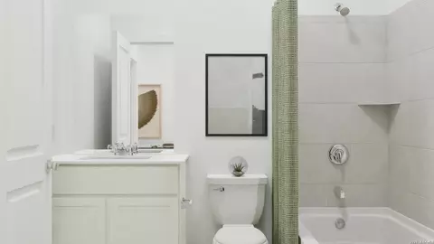 Bath - 4738 Legacy Trl, Von Ormy, TX 78073 photo 2 of 2