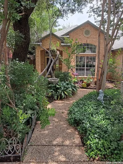 2039 Thicket Trail Dr, San Antonio, TX 78248