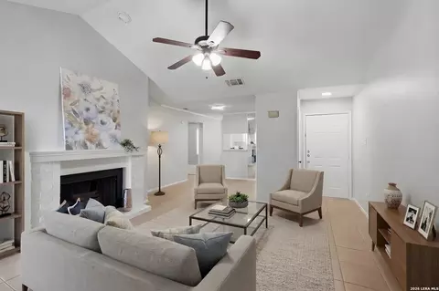 4212 Medical Dr #1106, San Antonio, TX 78229