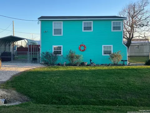 141 Peggy, Palacios, TX 77465