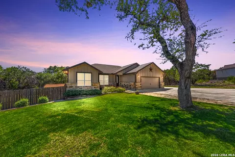Exterior - 1017 Burning Tree, Spring Branch, TX 78070 photo 3 of 14