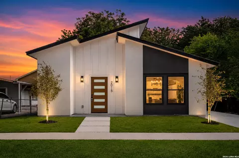 2015 Potosi, San Antonio, TX 78207