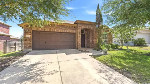 6069 Covers Cv, Schertz, TX 78108