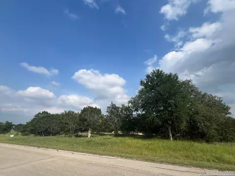 25 Vaquero, Pipe Creek, TX 78063