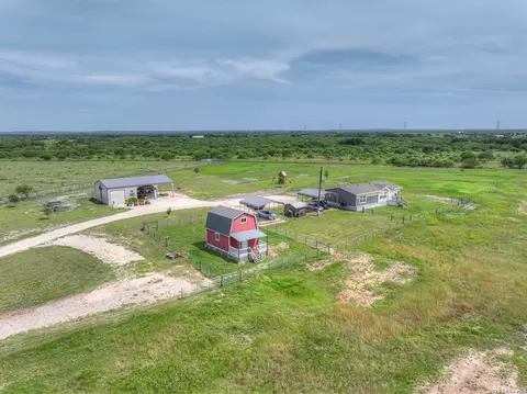 2007 Leissner School Rd, Seguin, TX 78155