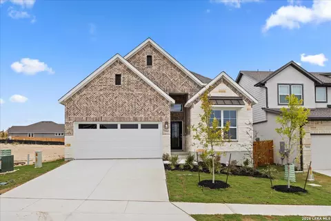 1910 Pining St, New Braunfels, TX 78132