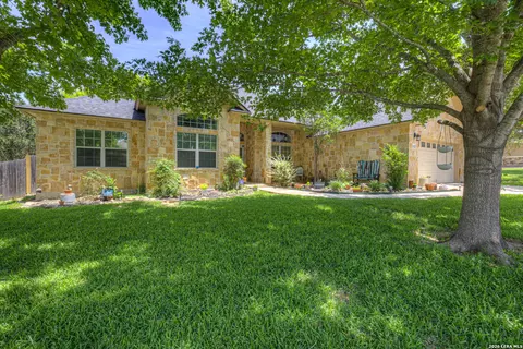1159 Cherry Hl, New Braunfels, TX 78130