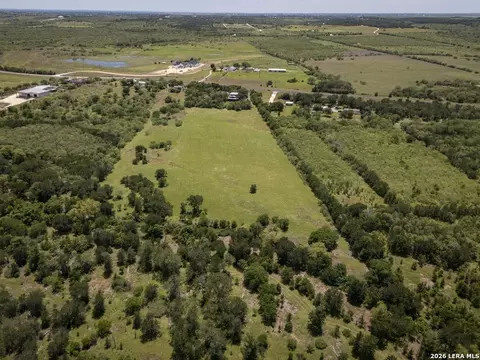 8395 Fm 1101, Seguin, TX 78155
