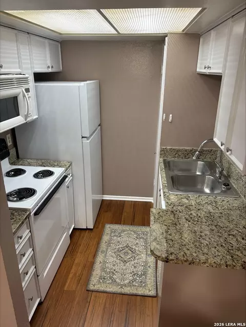 66 Brees Blvd #42D, San Antonio, TX 78209