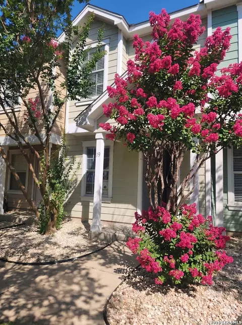 19 Autumn Pass, San Antonio, TX 78245
