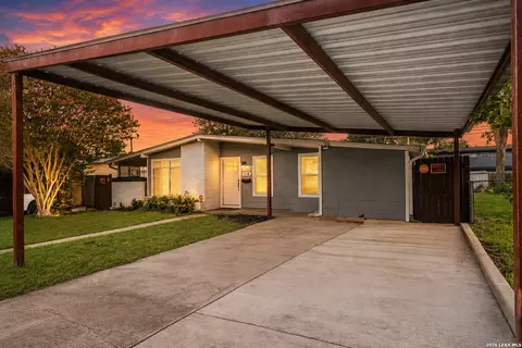 418 Nassau Dr, San Antonio, TX 78213