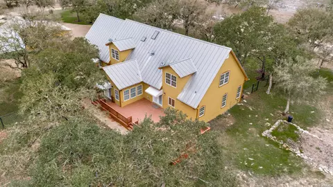 210 Yucca Cyn, Spring Branch, TX 78070