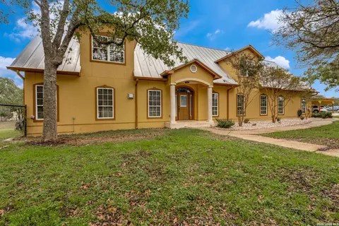201 Yucca Cyn, Spring Branch, TX 78070