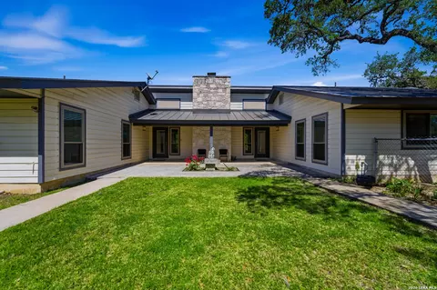 28337 Leslie Pfeiffer Dr, Boerne, TX 78015