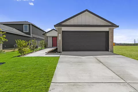 16023 Mahogany Way, Elmendorf, TX 78112