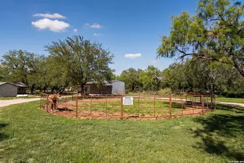 Exterior - 175 Quail Creek Dr, Lytle, TX 78052 photo 11 of 15