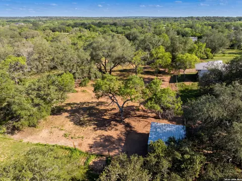 View/Area - 175 Quail Creek Dr, Lytle, TX 78052 photo 1 of 3