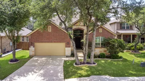 11304 Massive Mt, Helotes, TX 78023